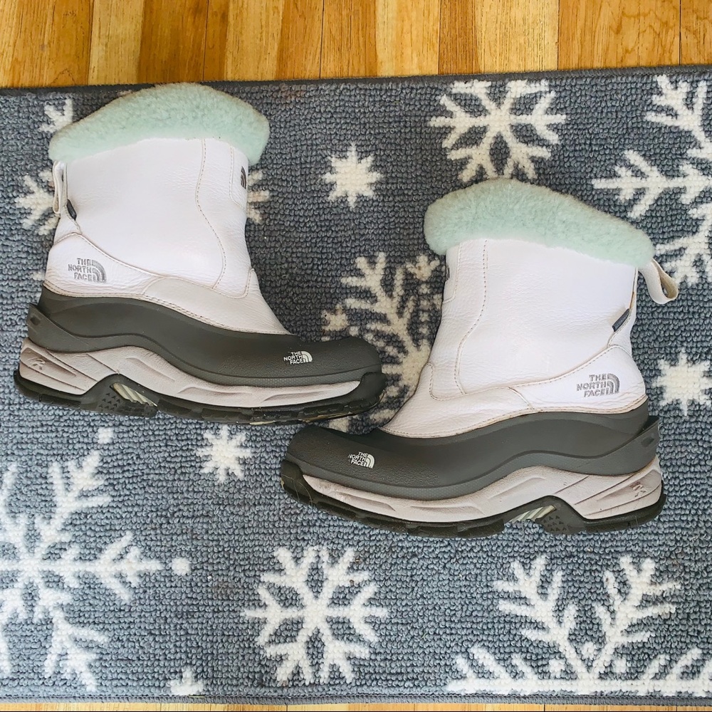 North Face Winter Boots Size 8